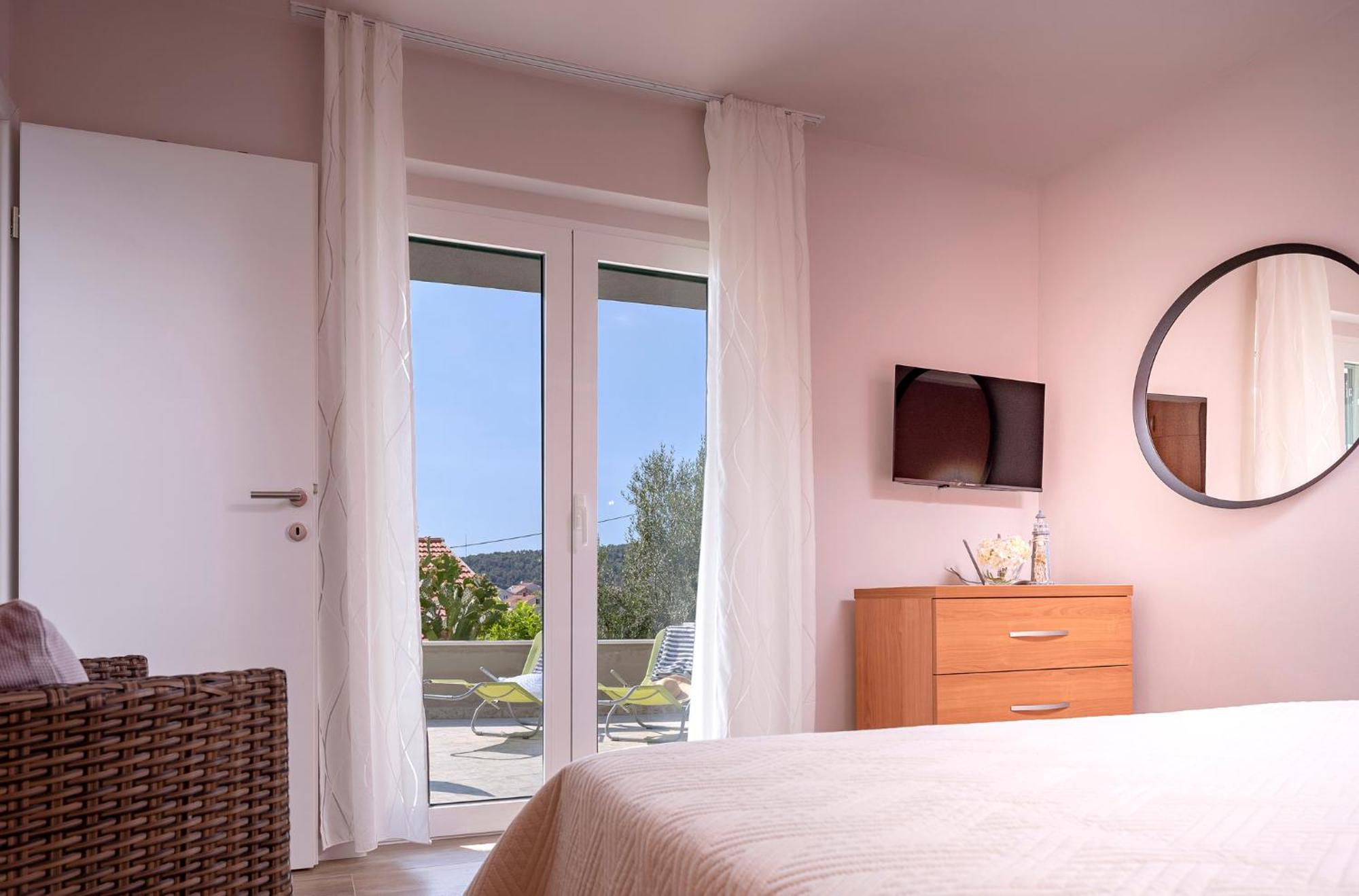 Big Sunny Terrace Apartment Hvar Hvar Town Exterior photo