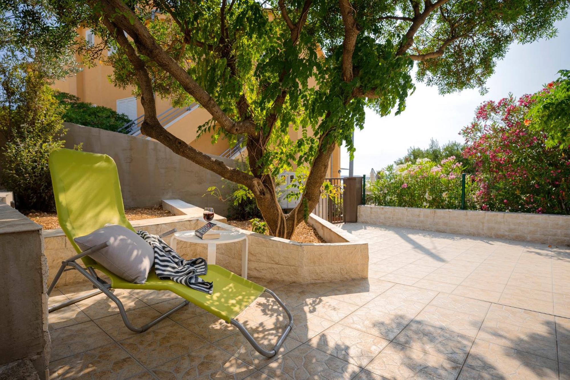 Big Sunny Terrace Apartment Hvar Hvar Town Exterior photo